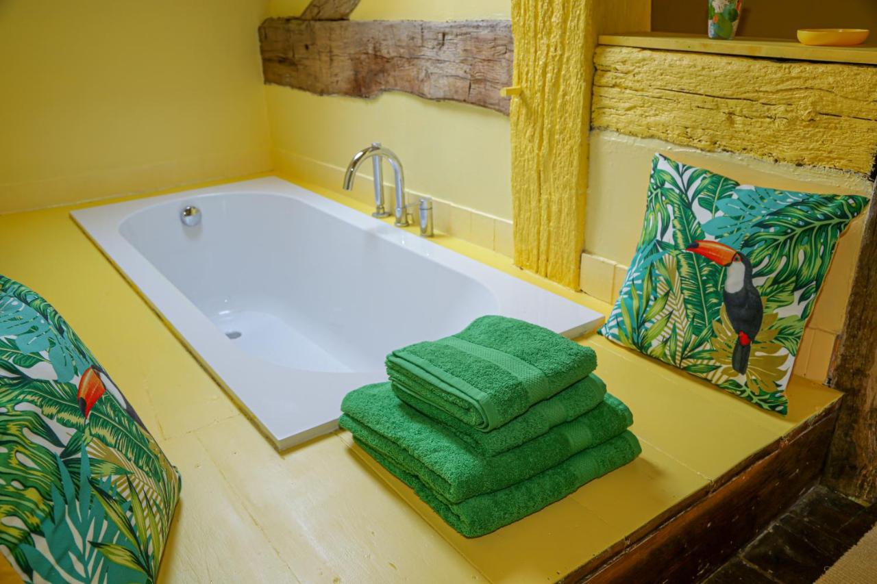Bed and breakfast Domaine du Bourg Salon Extérieur photo
