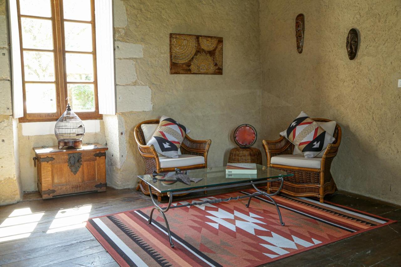 Bed and breakfast Domaine du Bourg Salon Extérieur photo