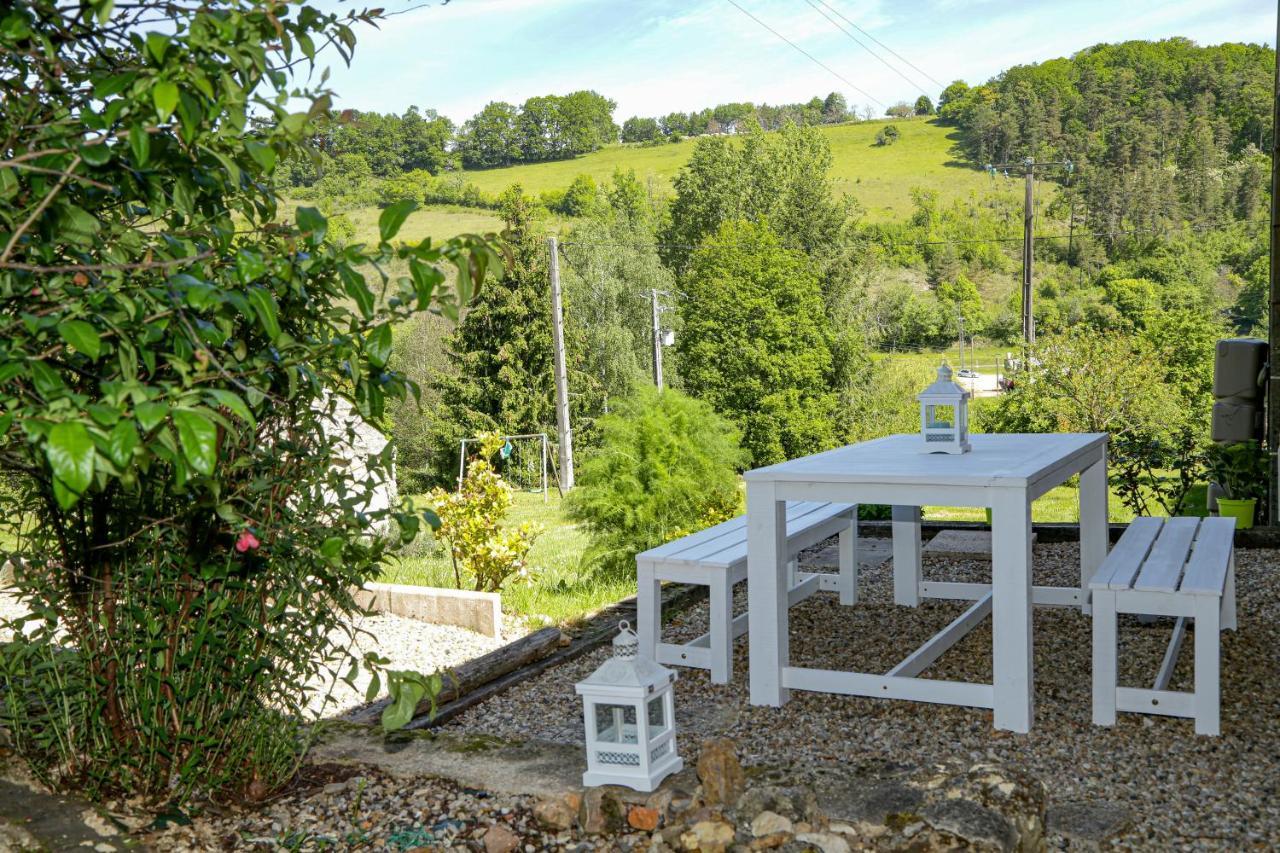 Bed and breakfast Domaine du Bourg Salon Extérieur photo