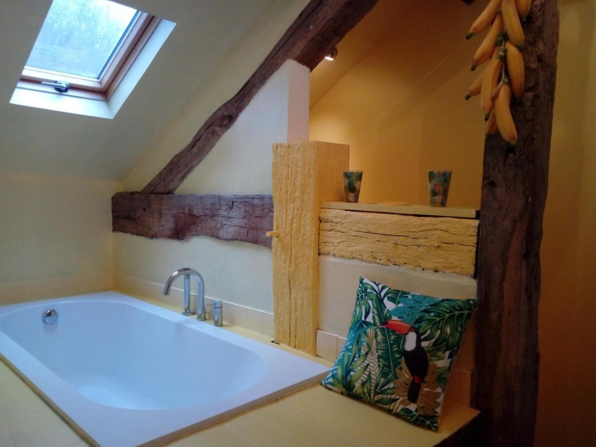 Bed and breakfast Domaine du Bourg Salon Extérieur photo