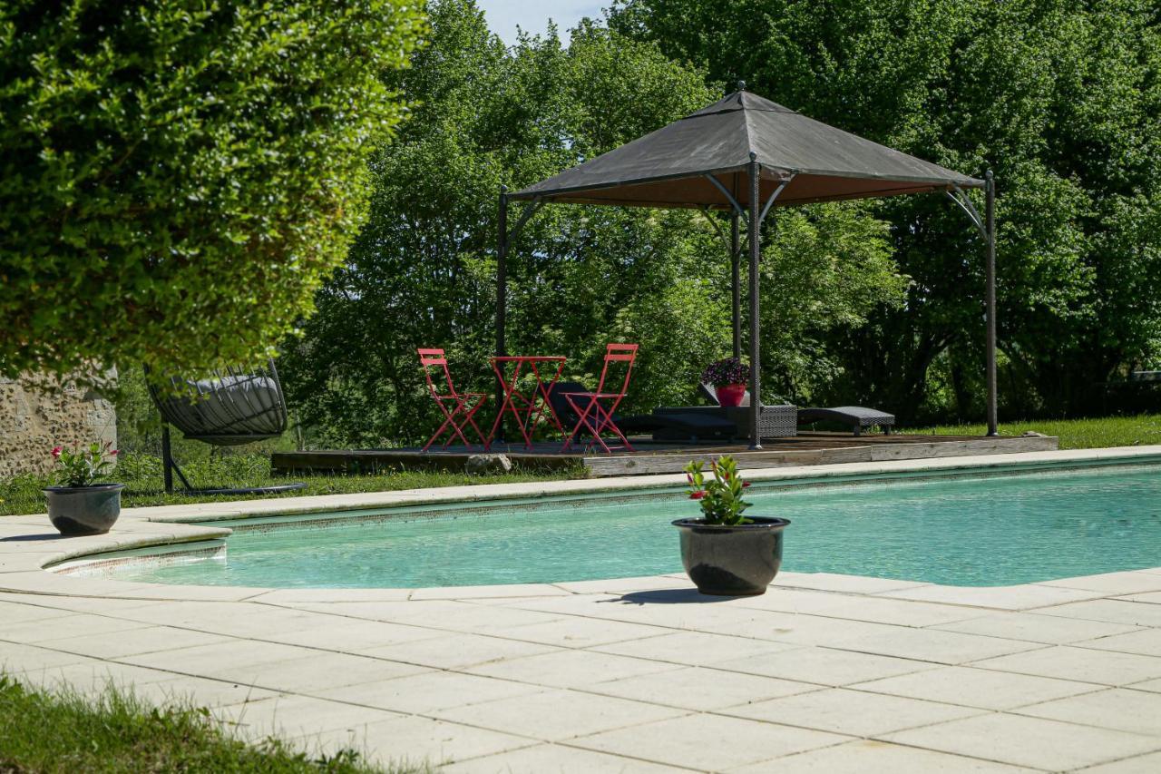 Bed and breakfast Domaine du Bourg Salon Extérieur photo