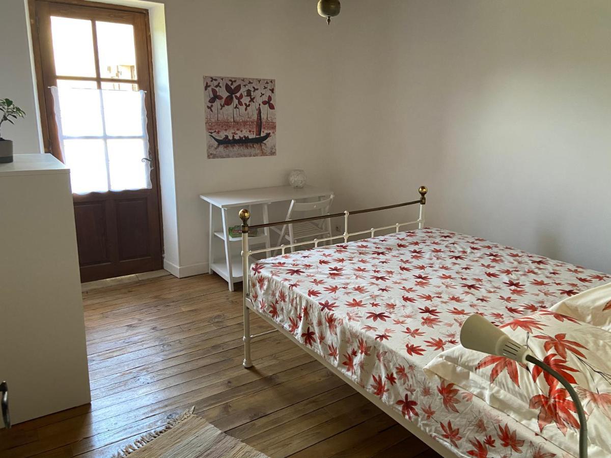 Bed and breakfast Domaine du Bourg Salon Extérieur photo