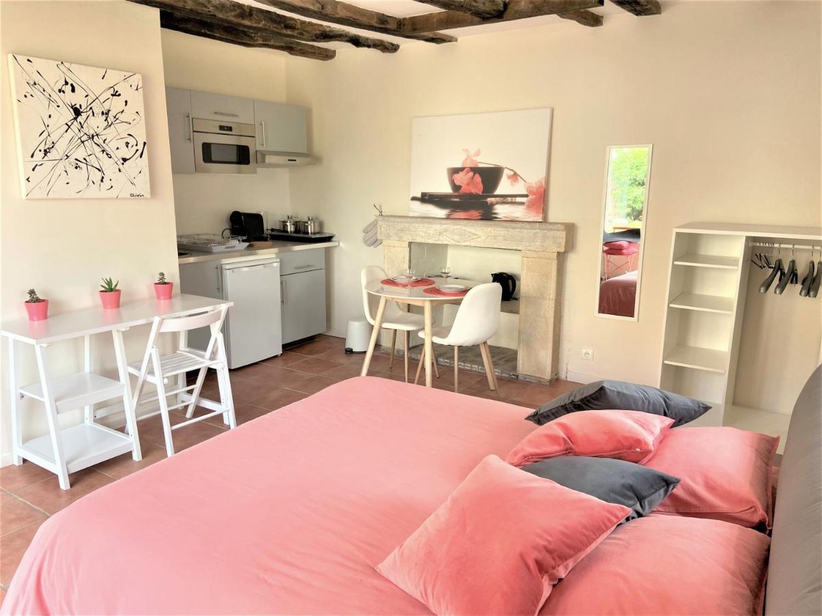 Bed and breakfast Domaine du Bourg Salon Extérieur photo